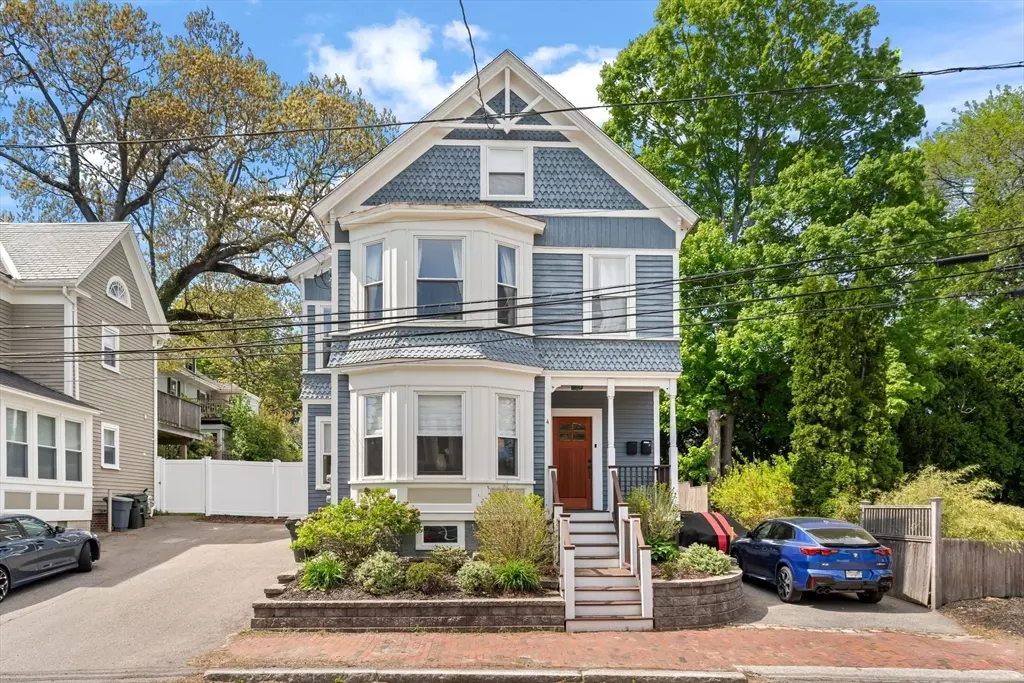 Newburyport, MA 01950,4 Arlington St #A