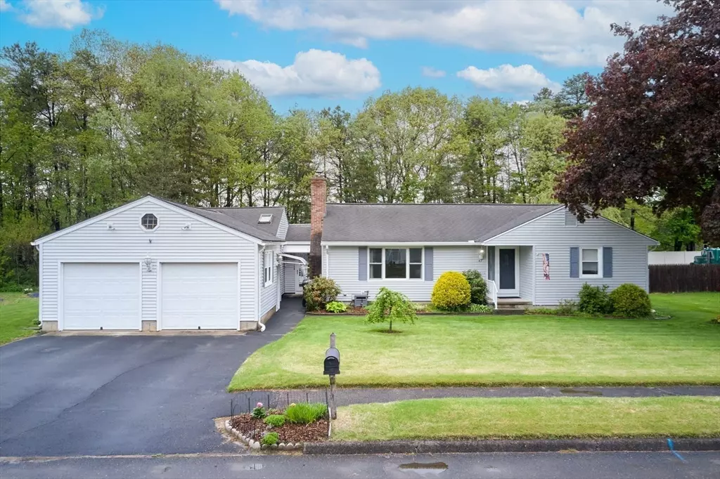 Easthampton, MA 01027,47 Overlook Drive