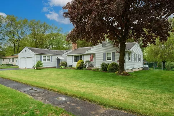 Easthampton, MA 01027,47 Overlook Drive