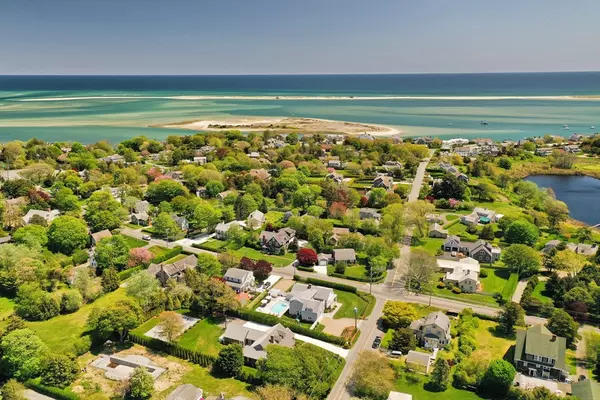 Chatham, MA 02633,150 Barcliff Avenue