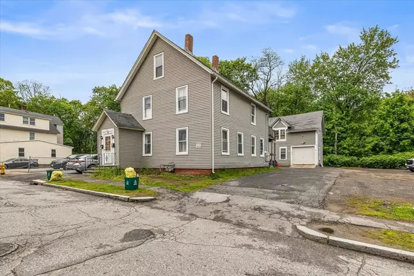 Worcester, MA 01602,66 Fairfield St
