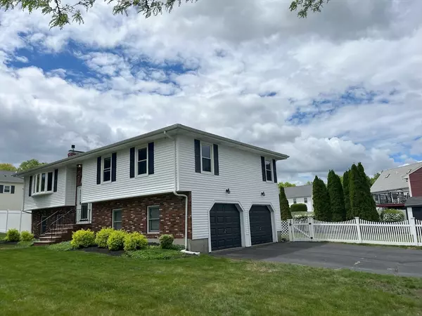 Peabody, MA 01960,15 Janet Ln