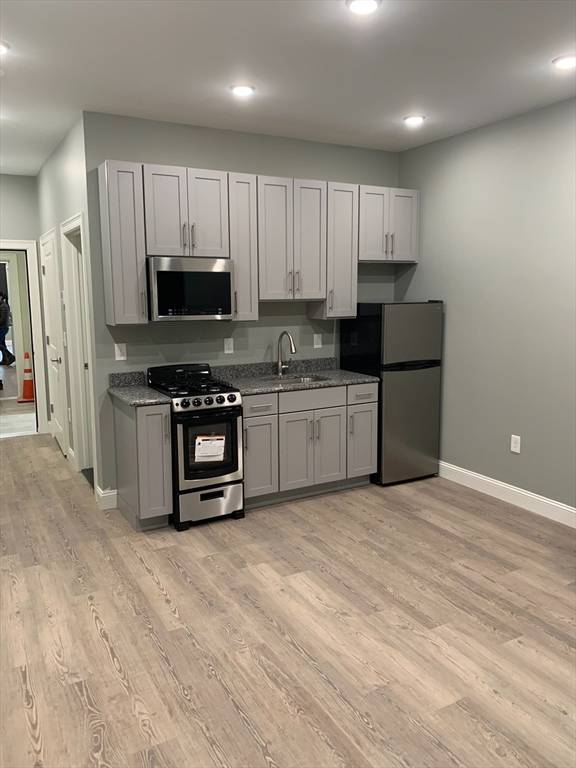 14 Yeamans St #306, Revere, MA 02151