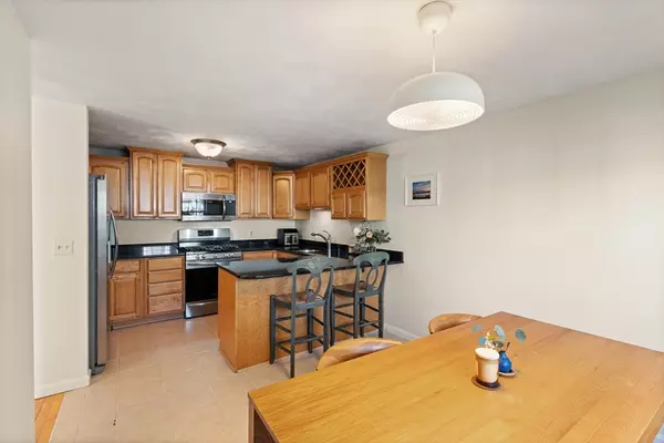 Andover, MA 01810,9 Michael Way #41