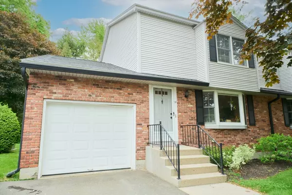South Hadley, MA 01075,19 Hadley Street #14