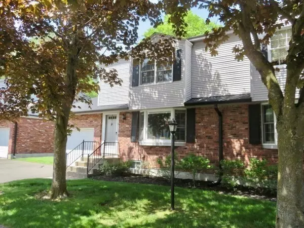 South Hadley, MA 01075,19 Hadley Street #14