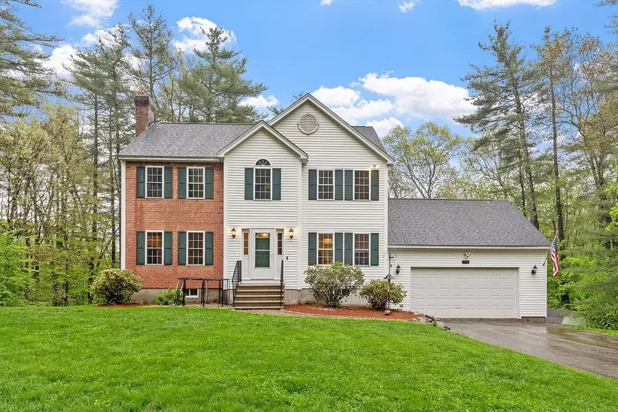 134 Fitchburg Rd, Townsend, MA 01469