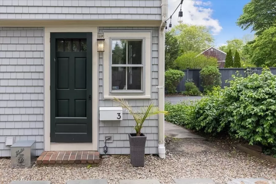 176 South Street #3, Hingham, MA 02043