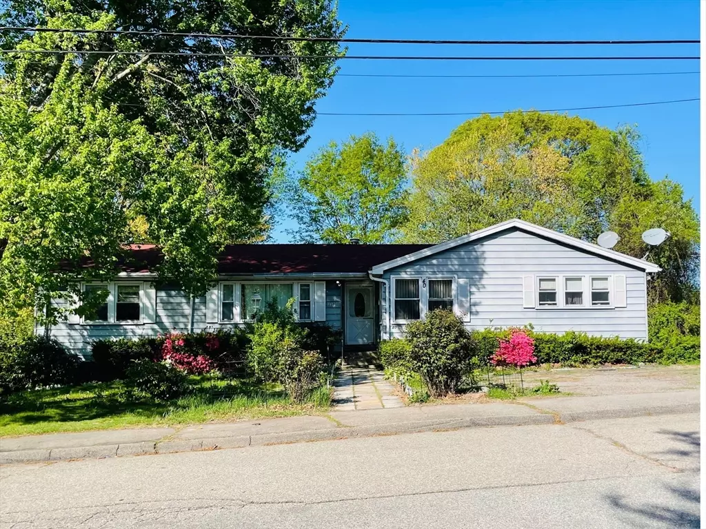 Randolph, MA 02368,38-40 Hollis St