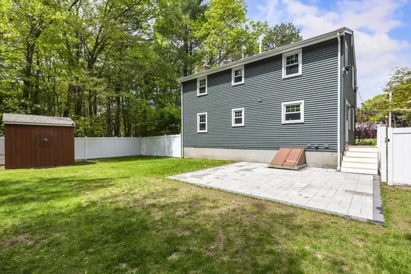 Walpole, MA 02081,836 West St