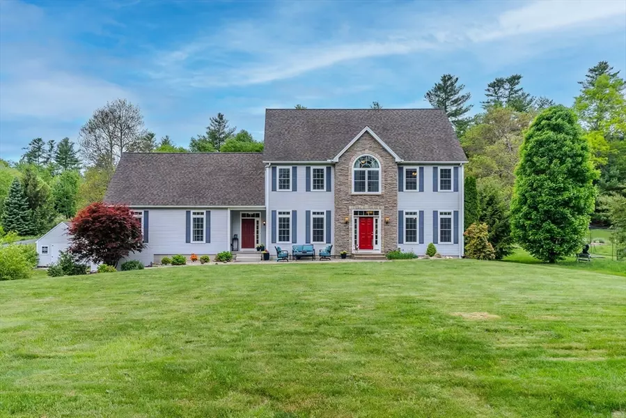 325 Stebbins St, Belchertown, MA 01007