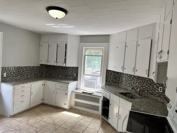 Medford, MA 02155,148 George Street #2