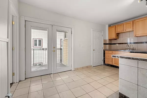 Somerville, MA 02143,571 Somerville Ave #571A