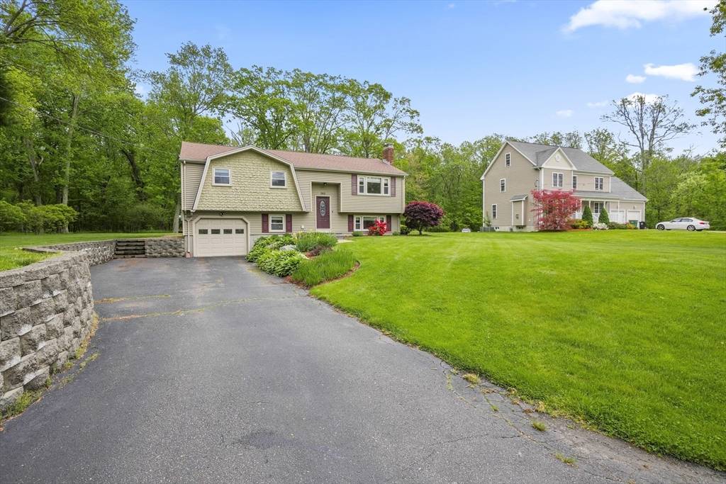 North Attleboro, MA 02760,282 Old Post Road