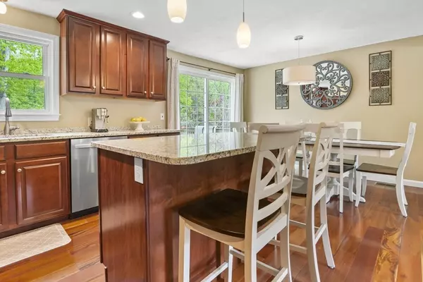 North Attleboro, MA 02760,282 Old Post Road