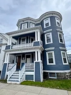 7 Christopher St, Boston, MA 02122