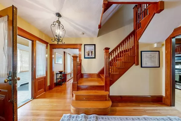 Winthrop, MA 02152,19 Orlando Avenue