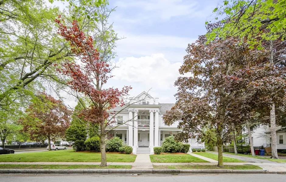 63 W Emerson St #4, Melrose, MA 02176