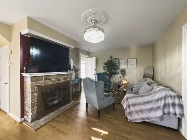 Lawrence, MA 01841,16 Willoughby St