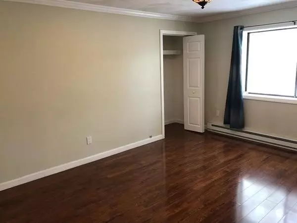 Framingham, MA 01701,915 Edgell Rd #73