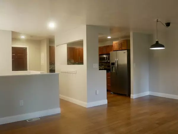 Boston, MA 02131,391 Hyde Park Ave #112