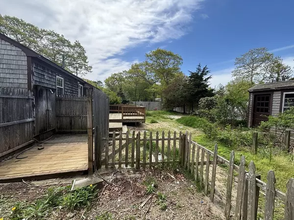 Yarmouth, MA 02673,15 Reid Ave