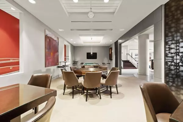 Natick, MA 01760,10 Nouvelle Way #S703