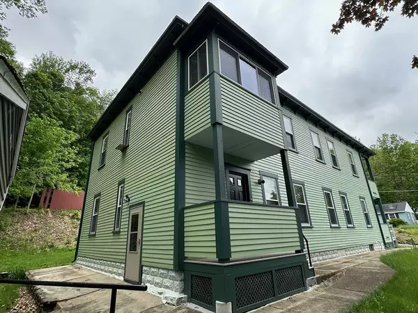 Fitchburg, MA 01420,41 Mayland St.