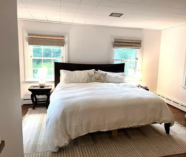 Mattapoisett, MA 02739,19 Oakland Street #summer Week