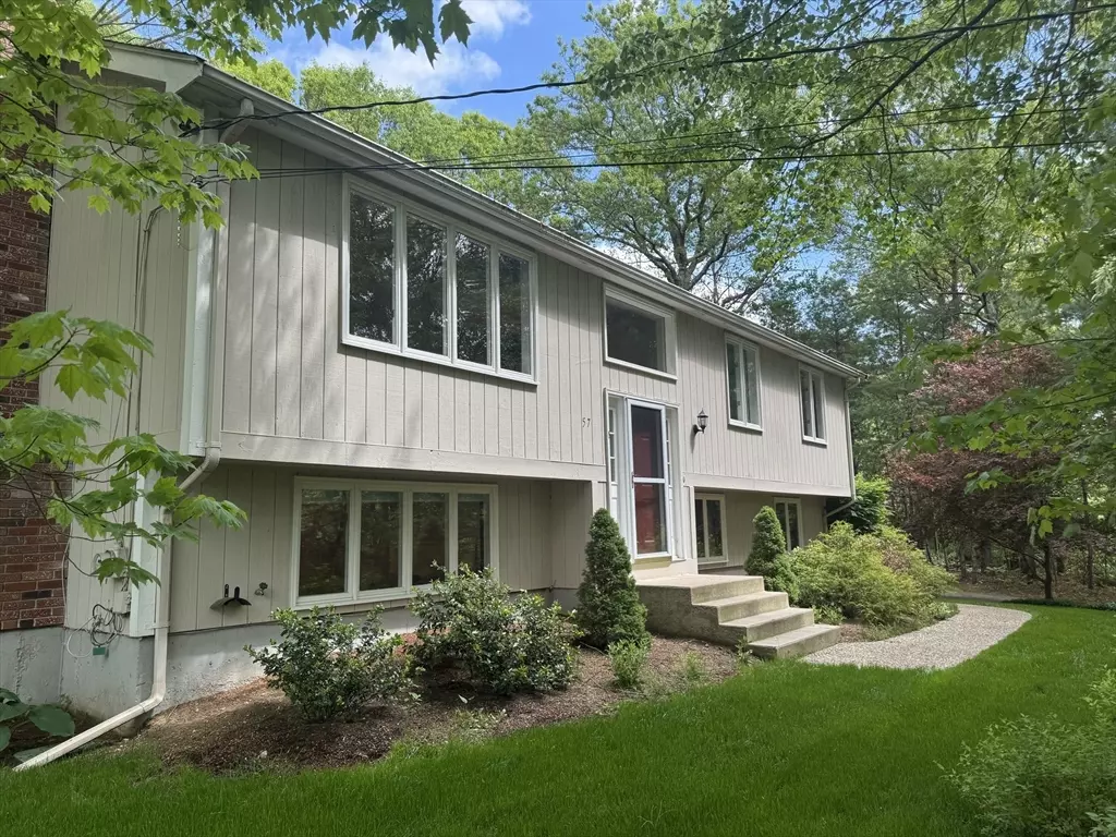 Norfolk, MA 02056,57 Park Street