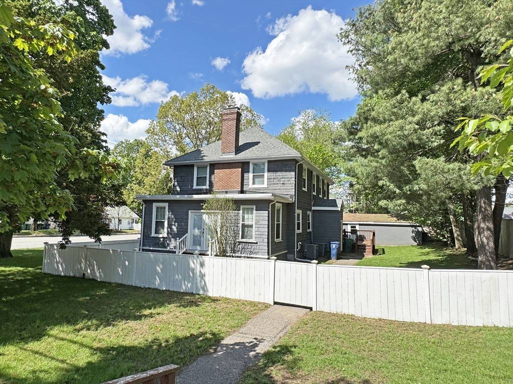 Newton, MA 02466,1754 Washington St