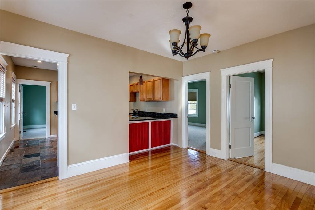 Worcester, MA 01610,176 Vernon St