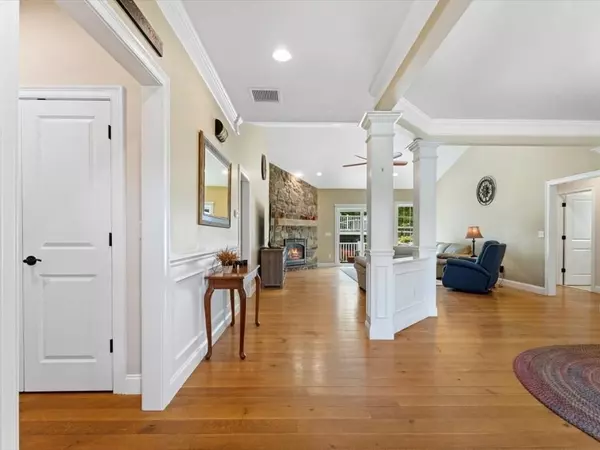 Uxbridge, MA 01569,66 Rockmeadow Road Ext.