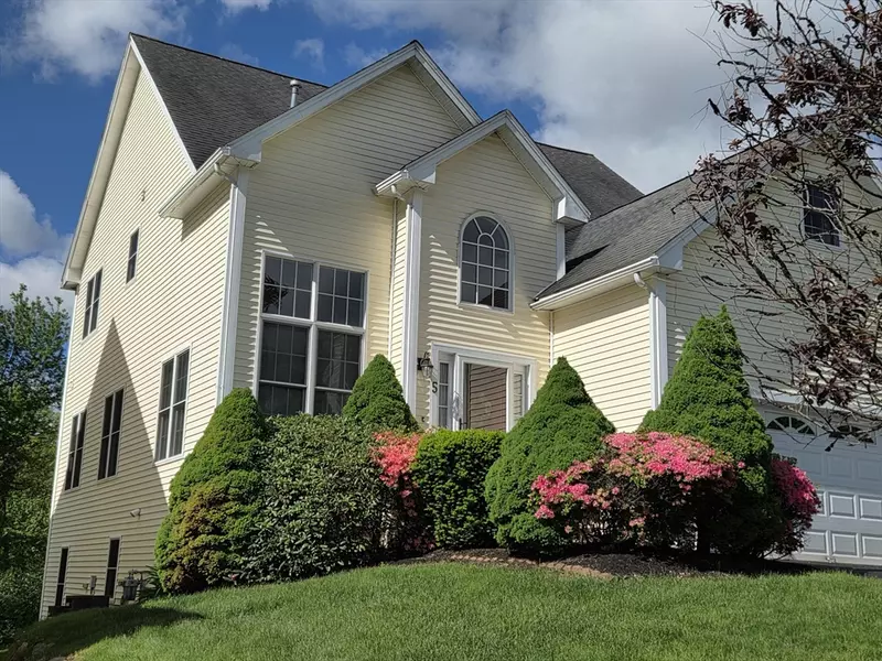 5 Zain Circle #5, Milford, MA 01757