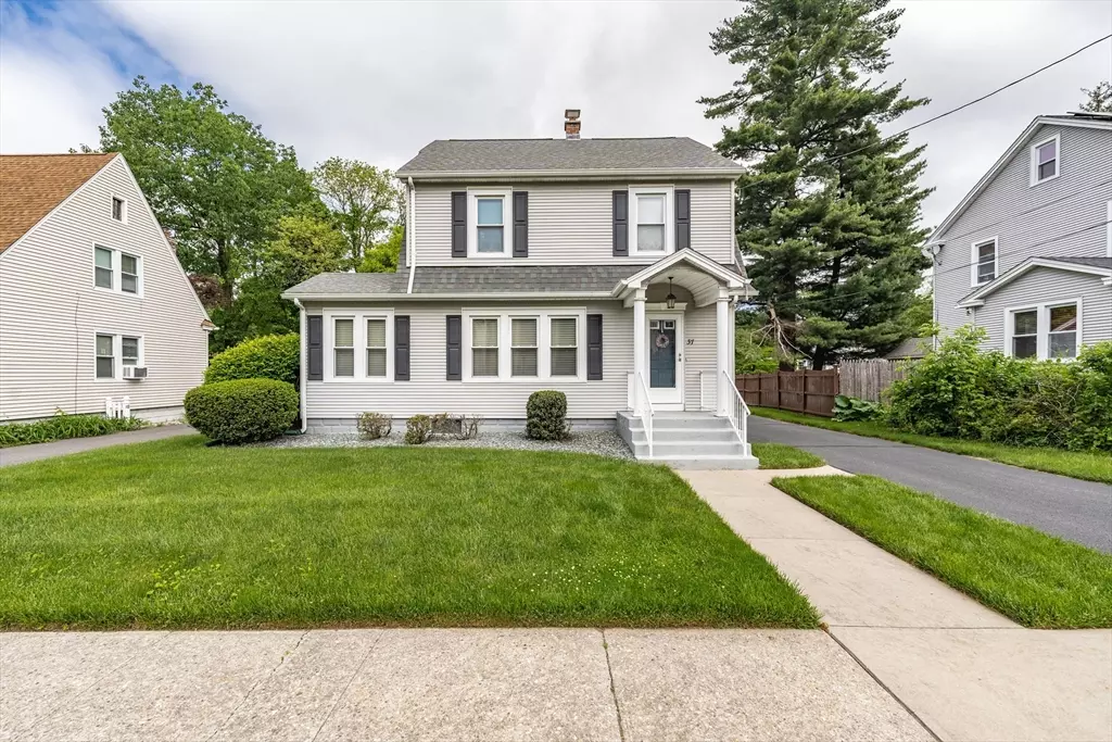 East Longmeadow, MA 01028,37 White Ave
