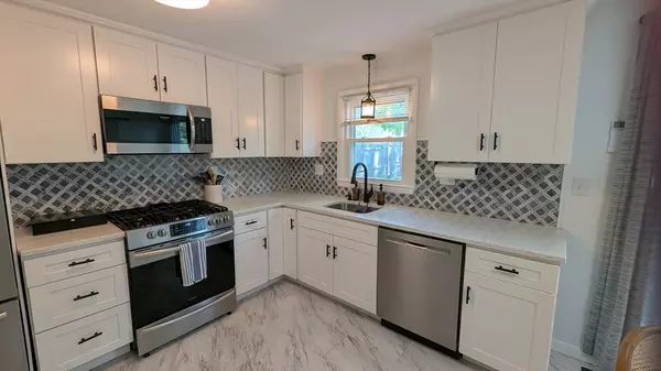 Hudson, MA 01749,3 Bennett Street
