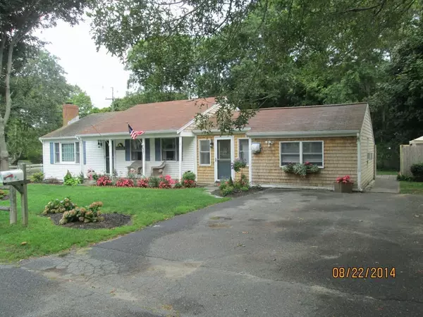 Barnstable, MA 02601,6 Harrington Way