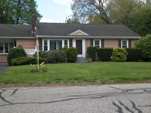 Millbury, MA 01527,7 Maple Ln