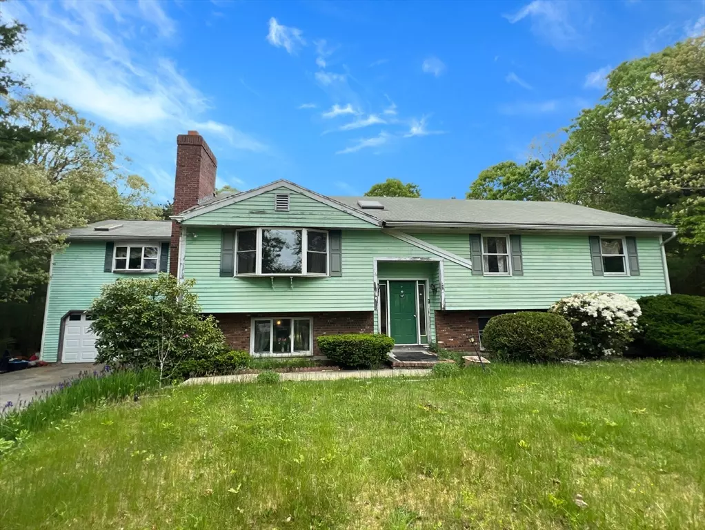 Falmouth, MA 02536,19 Wheelhouse Cir