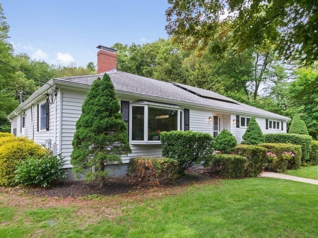 Westwood, MA 02090,87 Whitewood Road