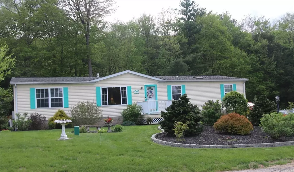 21 Deer Run, Brookfield, MA 01506