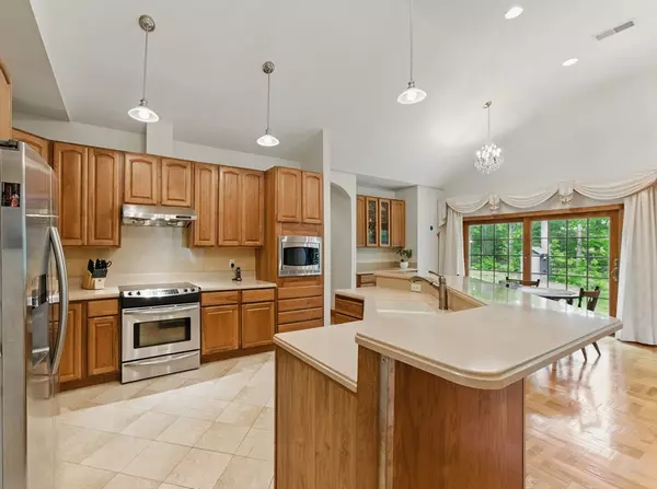 Ludlow, MA 01056,1150 East St