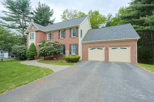 85 Hunt Dr, Stoughton, MA 02072