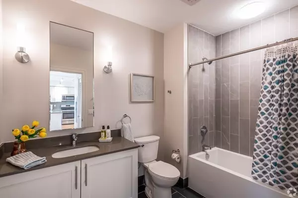 Cambridge, MA 02138,77 New #306