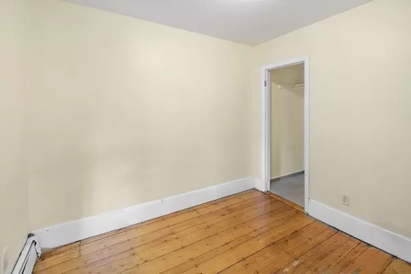 Cambridge, MA 02139,64 Pleasant St. #1