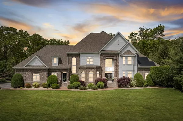 Medway, MA 02053,3 Newton Ln