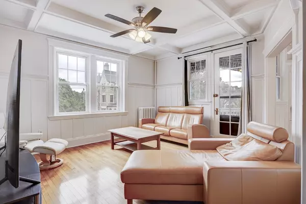 Brookline, MA 02445,34 Garrison Rd #4