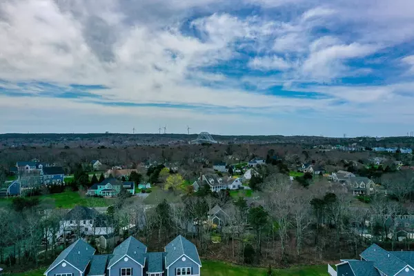 18 Ocean Pines Drive #B, Bourne, MA 02562