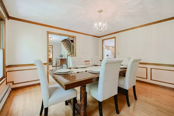 Groton, MA 01450,17 Stonecleave Lane