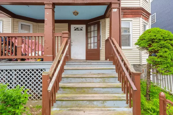 Boston, MA 02124,31 Corona St